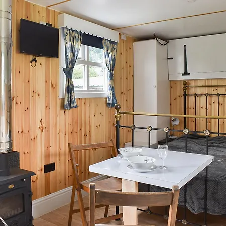 Skipton Shepherd's Hut - Dales View Ferienhaus Cononley